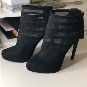 Black heel booties